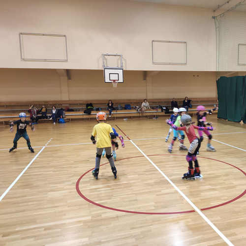 miejsce do nauki jazdy na rolkach Piaseczno SP nr 1 Świętojańska